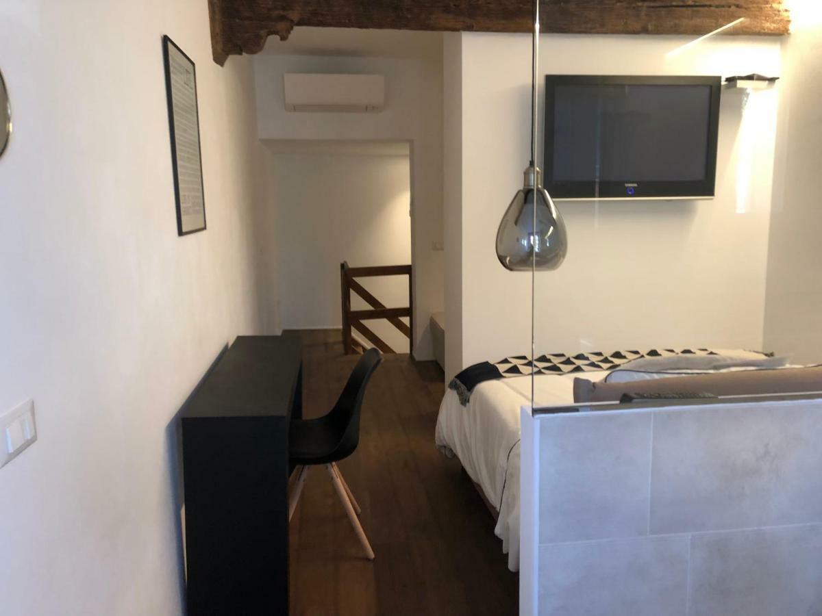 Un Piccolo Rifugio A Pochi Passi Dal Duomo Apartment Ferrara Exterior photo